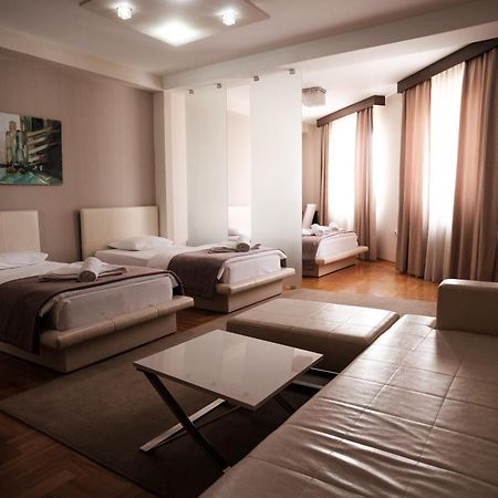 Garni Uni Elita Lux Hotel Ni Dış mekan fotoğraf