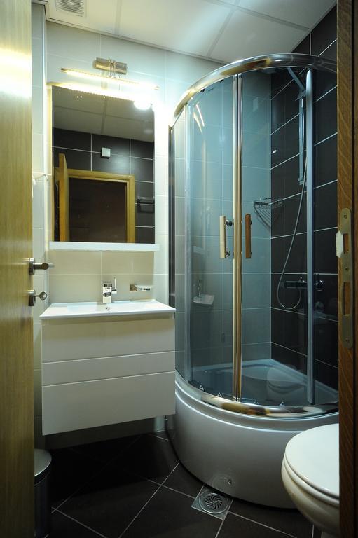 Garni Uni Elita Lux Hotel Ni Oda fotoğraf