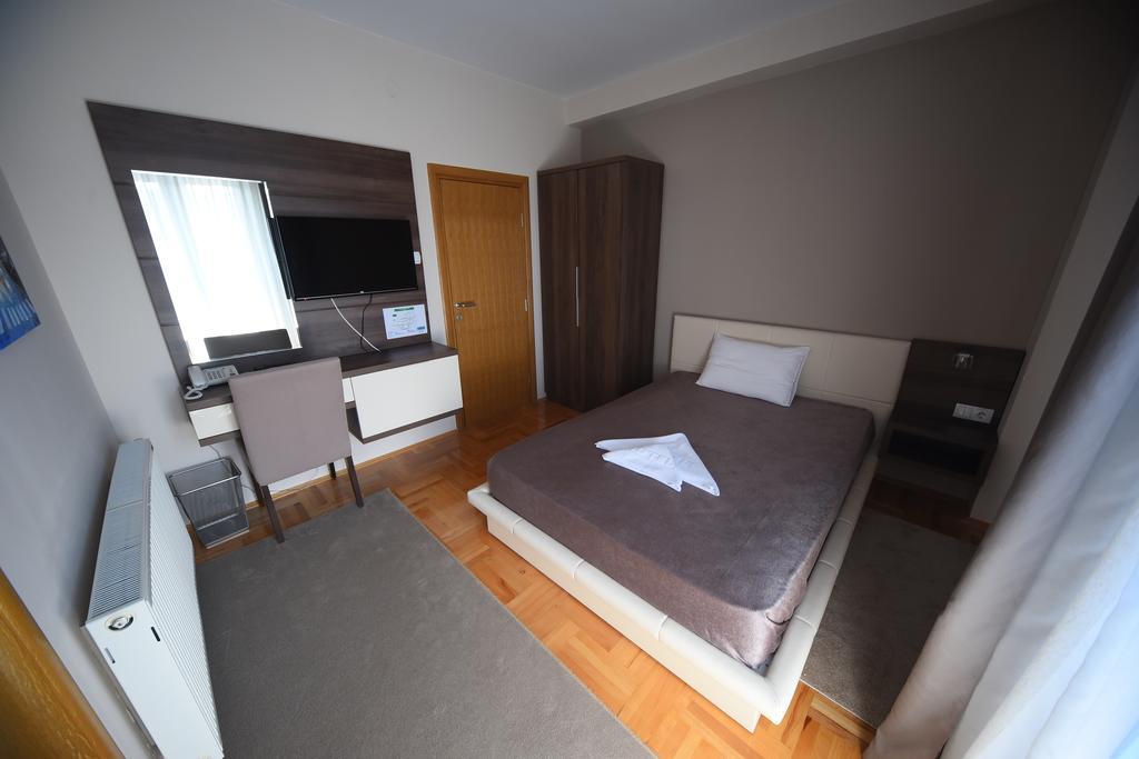 Garni Uni Elita Lux Hotel Ni Dış mekan fotoğraf